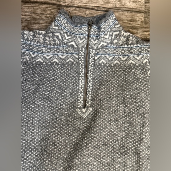 Vineyard Vines Charcoal Patterned Half-Zip Pullover - Picture 2 of 5